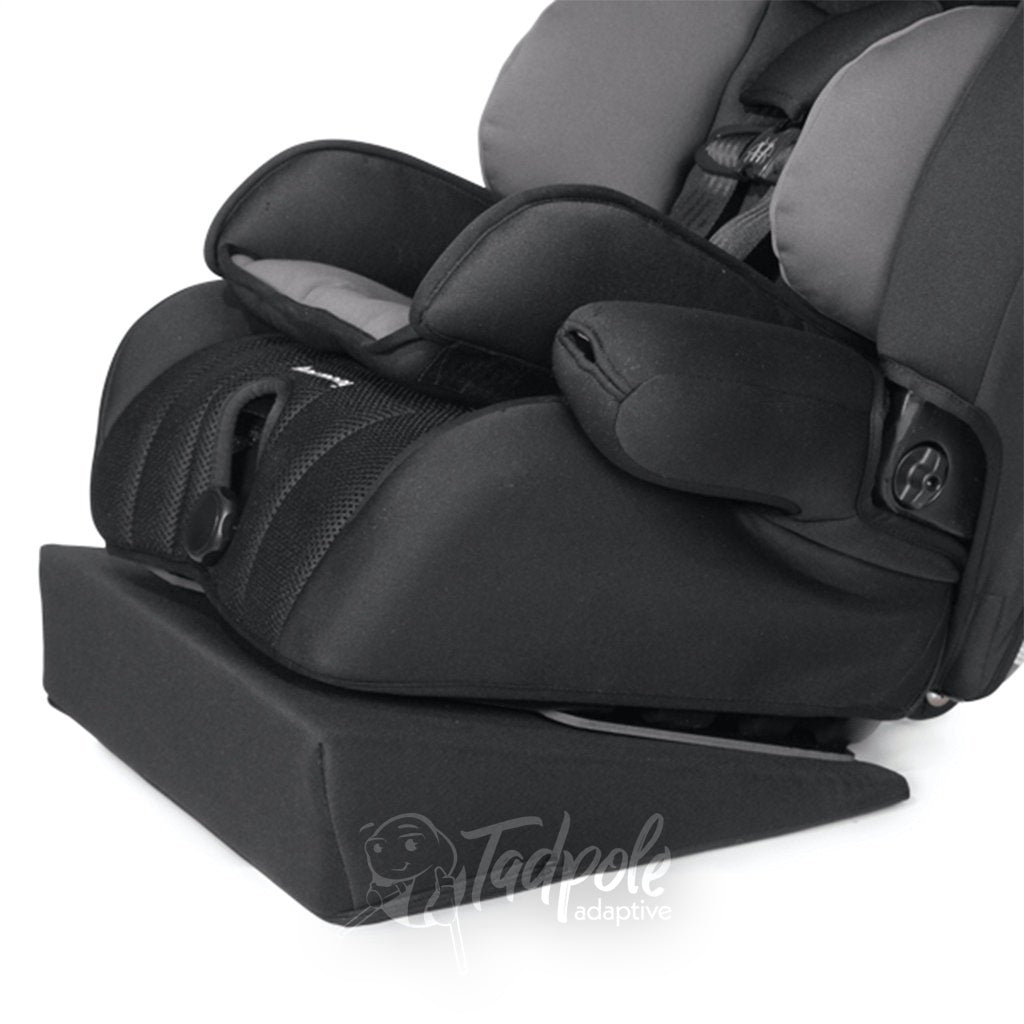 Thomashilfen Harmony Defender Reha with seat wedge